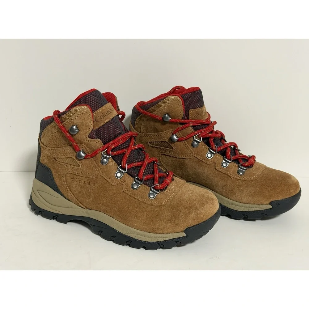 Columbia Women's Newton Ridge Plus Hiking Boots, Size 6.5, Brown & Red